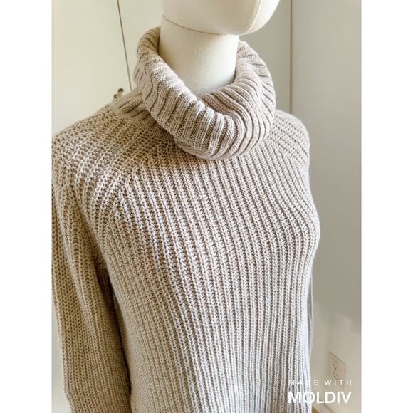 UO Silence & Noise Chunky knit Turtleneck Sweater Taupe Size XS neutral knits - Picture 3 of 9